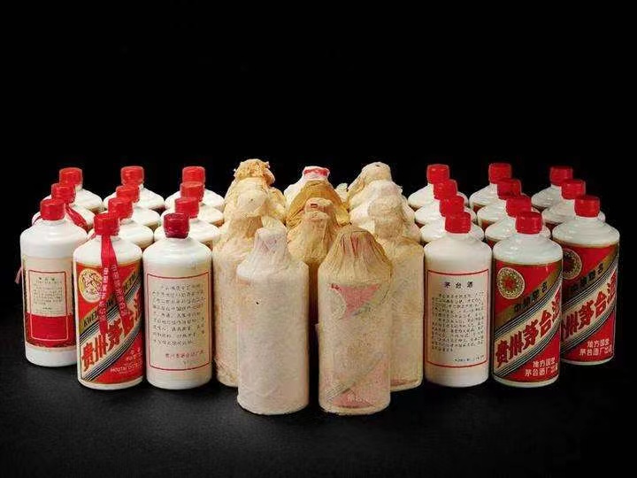 渭南老酒回收上门哪里回收(附近上门回收茅台酒）?